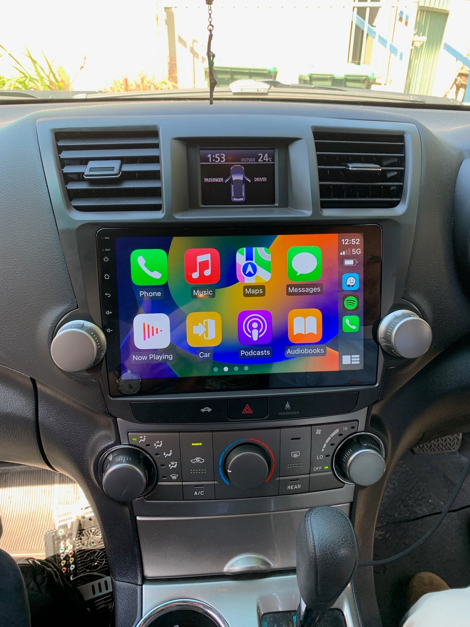 Toyota Kluger 2007-2013 Wireless CarPlay Headunit Kit – Pinnacle Car Radios